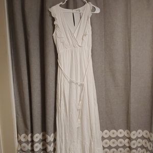 White maxi dress